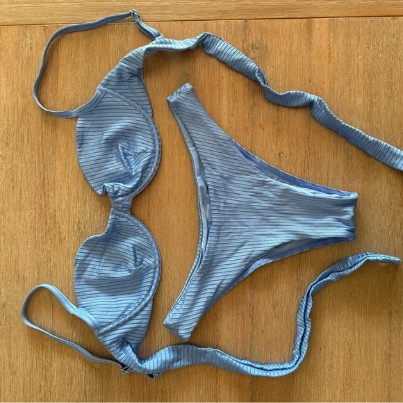 Monday Swimwear Bikini - Picture 1 of 5